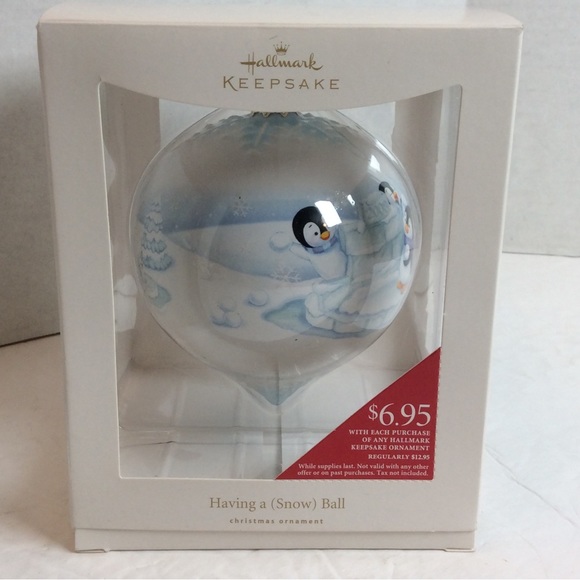 Hallmark Keepsake Ornament Having A Snow Ball Ceramic Tear Drop Penguins 2008 - Picture 6 of 12